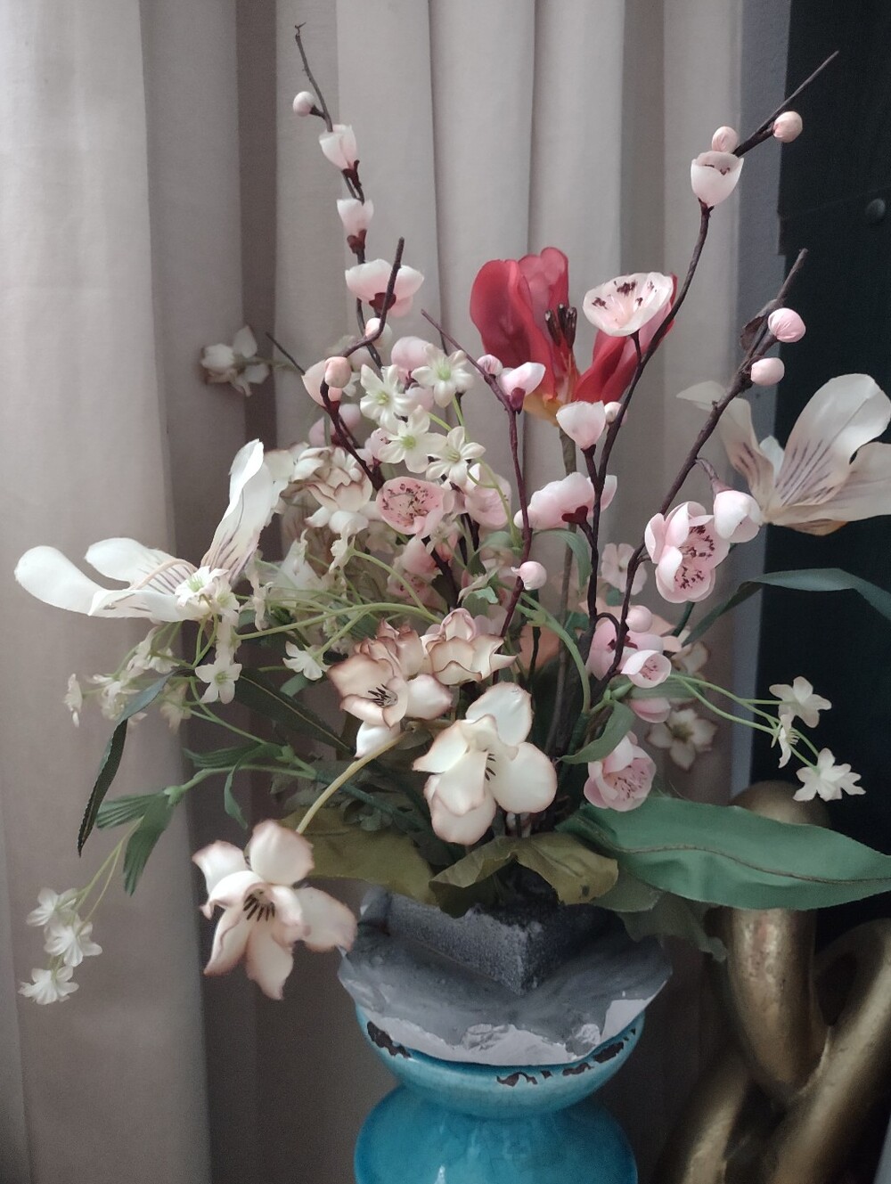 Faux Flowers Decor Arrangement